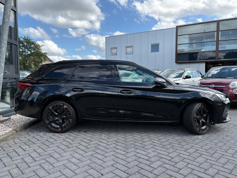 Cupra Leon 1.4 e-Hybrid 245 uit 2021, foto 7