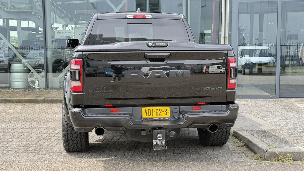 Dodge Ram 1500 5.7 V8 4x4 Crew Cab Laramie uit 2019, foto 14