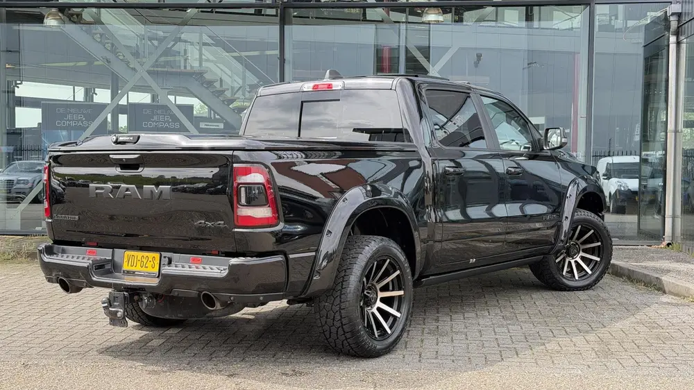 Dodge Ram 1500 5.7 V8 4x4 Crew Cab Laramie uit 2019, foto 6