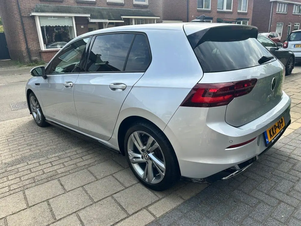 Volkswagen GOLF 1.5 ETSI 2x R-LINE BNS+ DSG AUTOMAAT uit 2022, foto 5