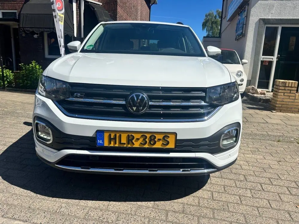 Volkswagen T-CROSS 1.5 TSI STYLE BNS R AUTOMAAT uit 2020, foto 2