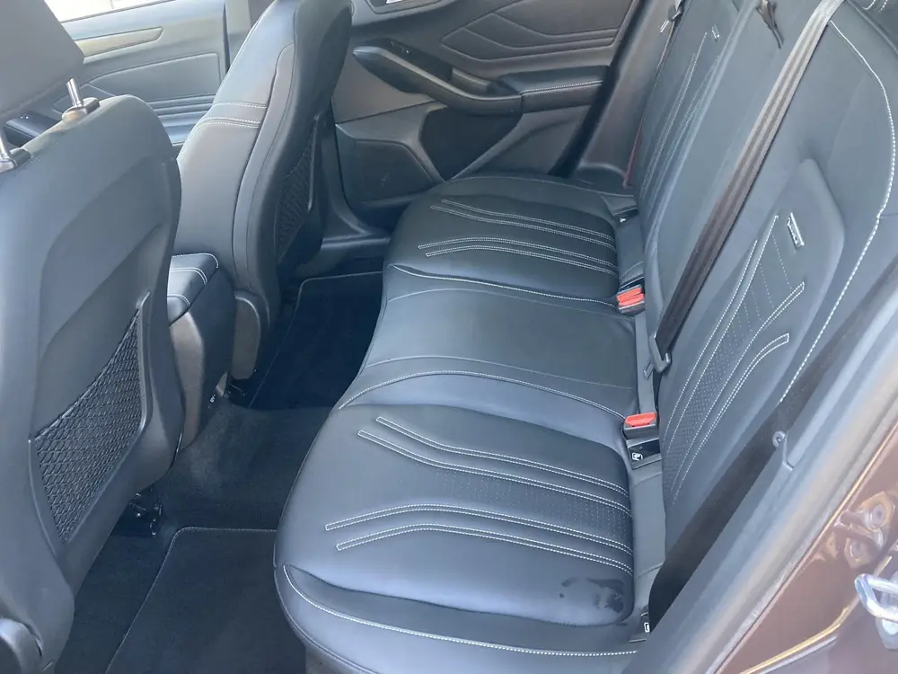 Ford Focus 1.0 EcoBoost 125 pk Vignale Wagon Panoramadak - D uit 2019, foto 18