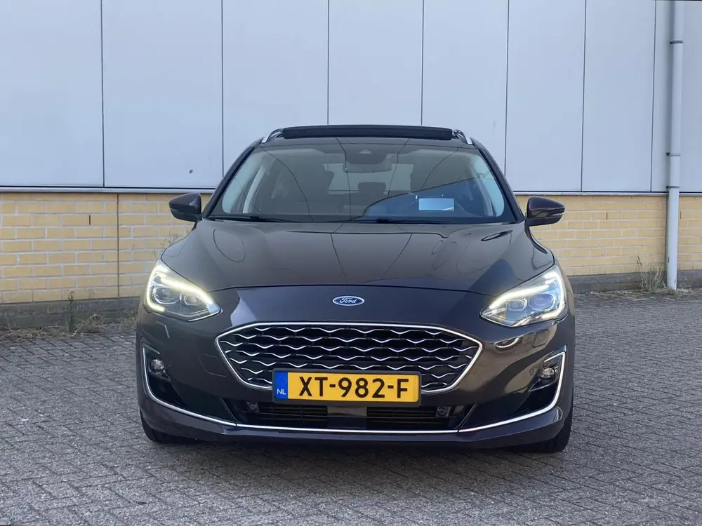 Ford Focus 1.0 EcoBoost 125 pk Vignale Wagon Panoramadak - D uit 2019, foto 3