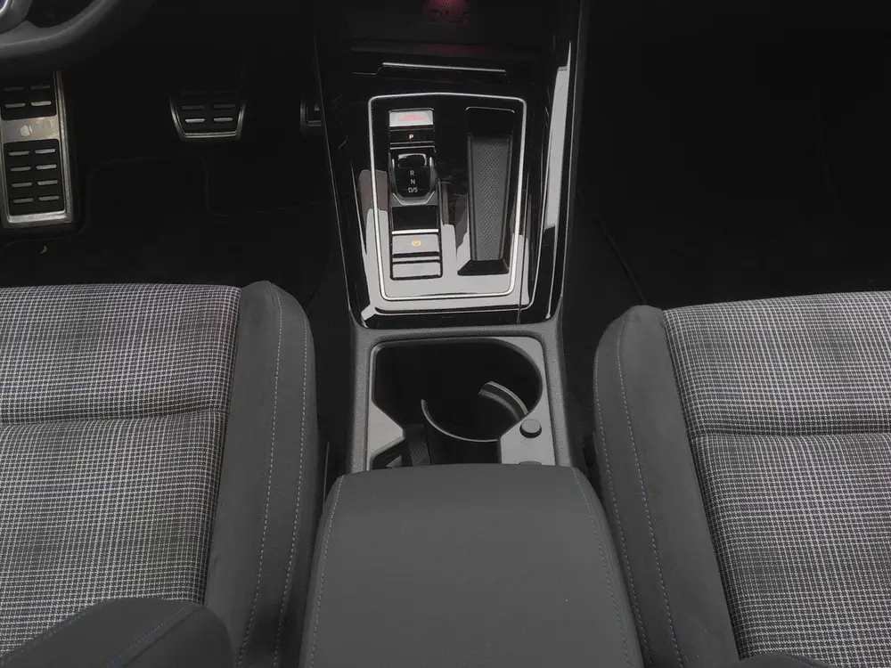 Volkswagen Golf 1.5 eHybrid GTE 272 PK DSG | LED matrix IQ | uit 2025, foto 10