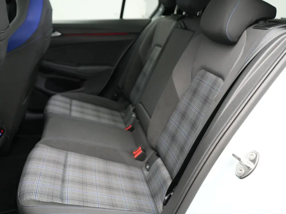 Volkswagen Golf 1.5 eHybrid GTE 272 PK DSG | LED matrix IQ | uit 2025, foto 13
