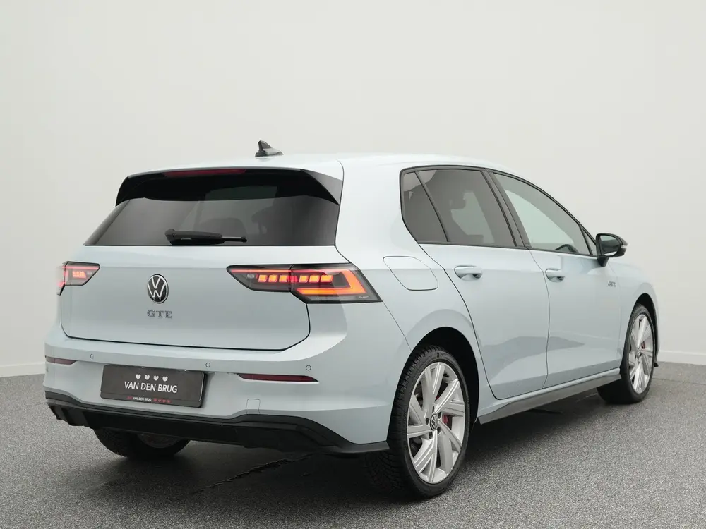 Volkswagen Golf 1.5 eHybrid GTE 272 PK DSG | LED matrix IQ | uit 2025, foto 2
