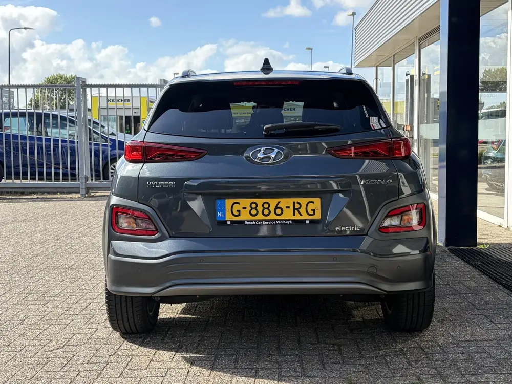 Hyundai Kona EV Premium 64 kWh / NL-Auto / 204 PK / Warmtepo uit 2019, foto 12