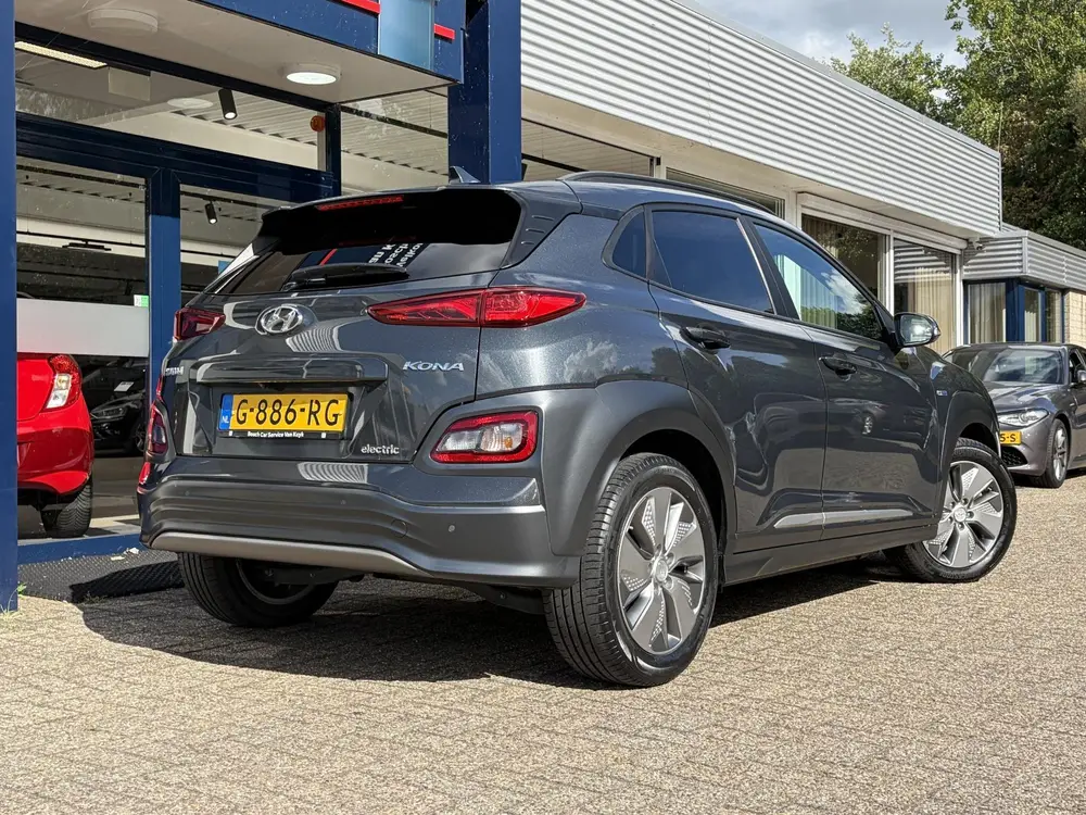 Hyundai Kona EV Premium 64 kWh / NL-Auto / 204 PK / Warmtepo uit 2019, foto 15