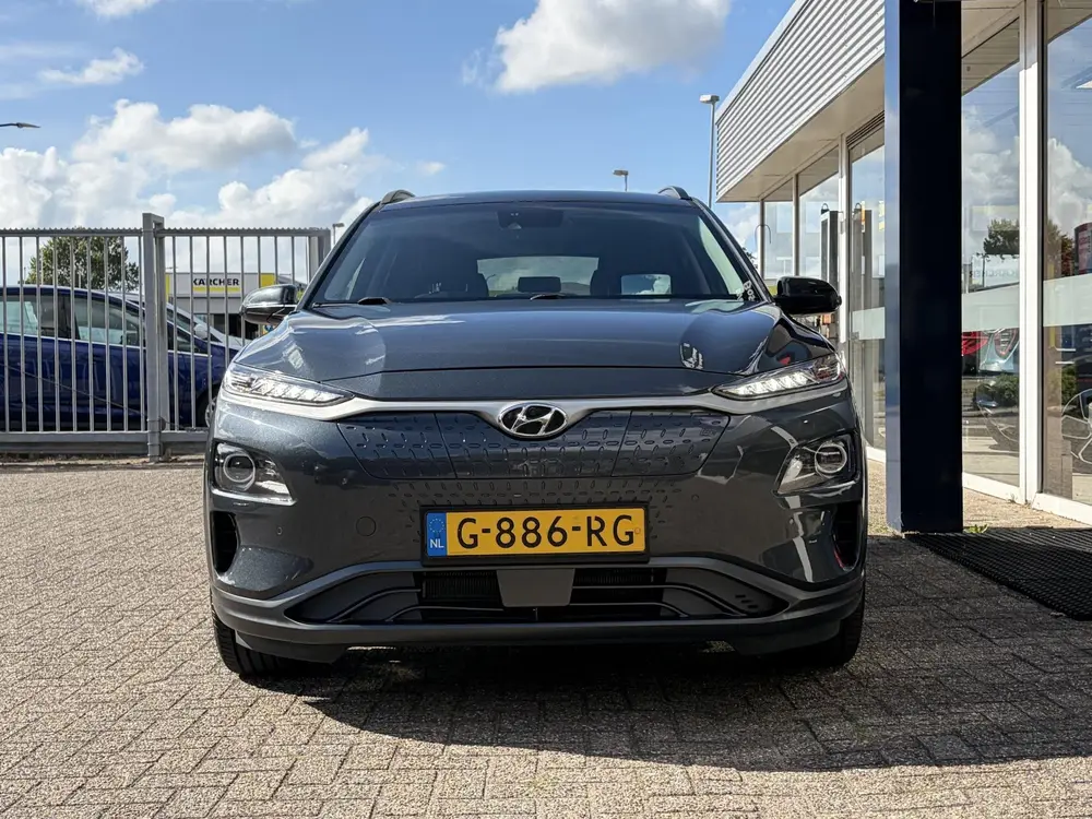 Hyundai Kona EV Premium 64 kWh / NL-Auto / 204 PK / Warmtepo uit 2019, foto 9