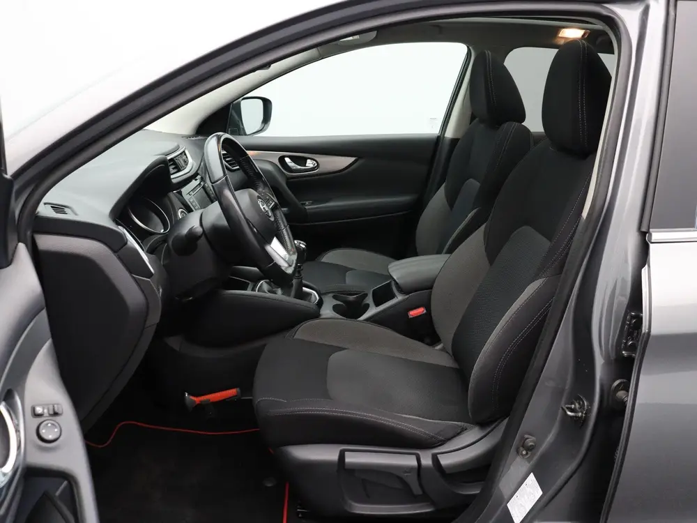 Nissan Qashqai 140pk DIG-T N-Connecta | Trekhaak 1300KG | Pa uit 2019, foto 19