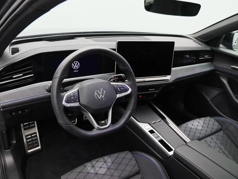 Volkswagen Passat Variant 1.5 eHybrid 272 Pk Automaat R-Line uit 2025, foto 4