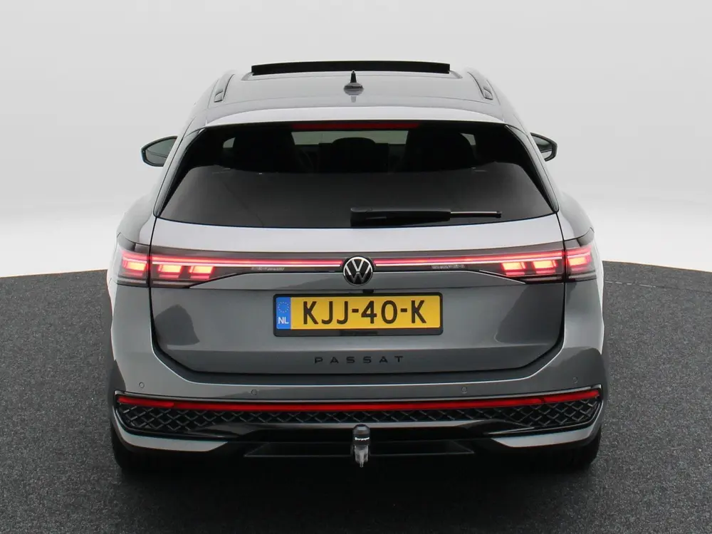 Volkswagen Passat Variant 1.5 eHybrid 272 Pk Automaat R-Line uit 2025, foto 7