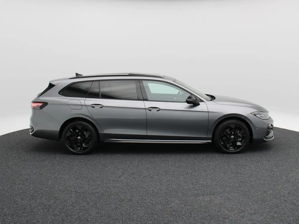 Volkswagen Passat Variant 1.5 eHybrid 272 Pk Automaat R-Line uit 2025, foto 8