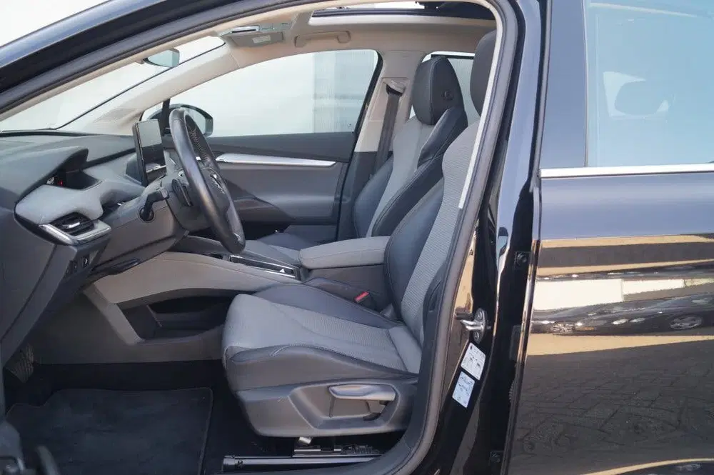 Skoda Enyaq 80 204pk 77kWh -SOH91%-PANO-TREKHAAK-ECC-P uit 2021, foto 8