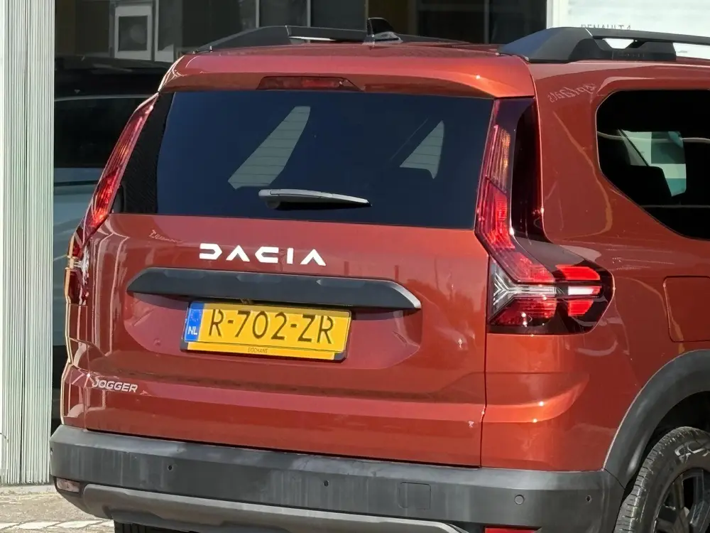 Dacia Jogger 1.0 TCe 100 ECO-G Extreme 5p. uit 2022, foto 16