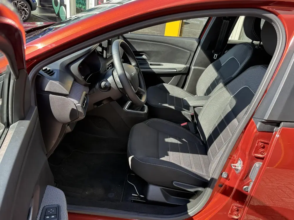 Dacia Jogger 1.0 TCe 100 ECO-G Extreme 5p. uit 2022, foto 7