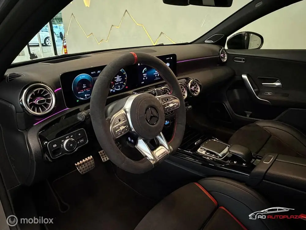 Mercedes-Benz A-Klasse Mercedes A-klasse AMG 35 4MATIC Edition 1 Panorama/Kuip/Burm uit 2019, foto 3