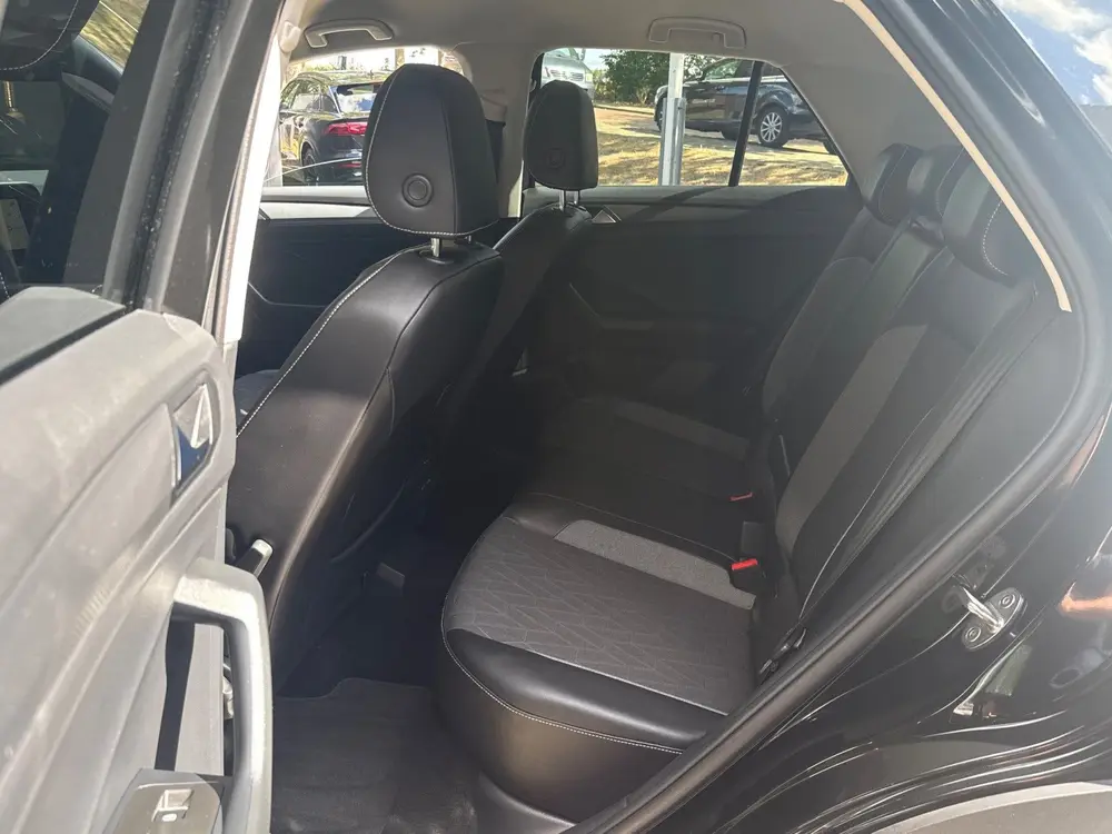 Volkswagen T-Roc TSI 115PK LIFE GOAL NAVI/CARPLAY/STOELVERW. uit 2025, foto 12