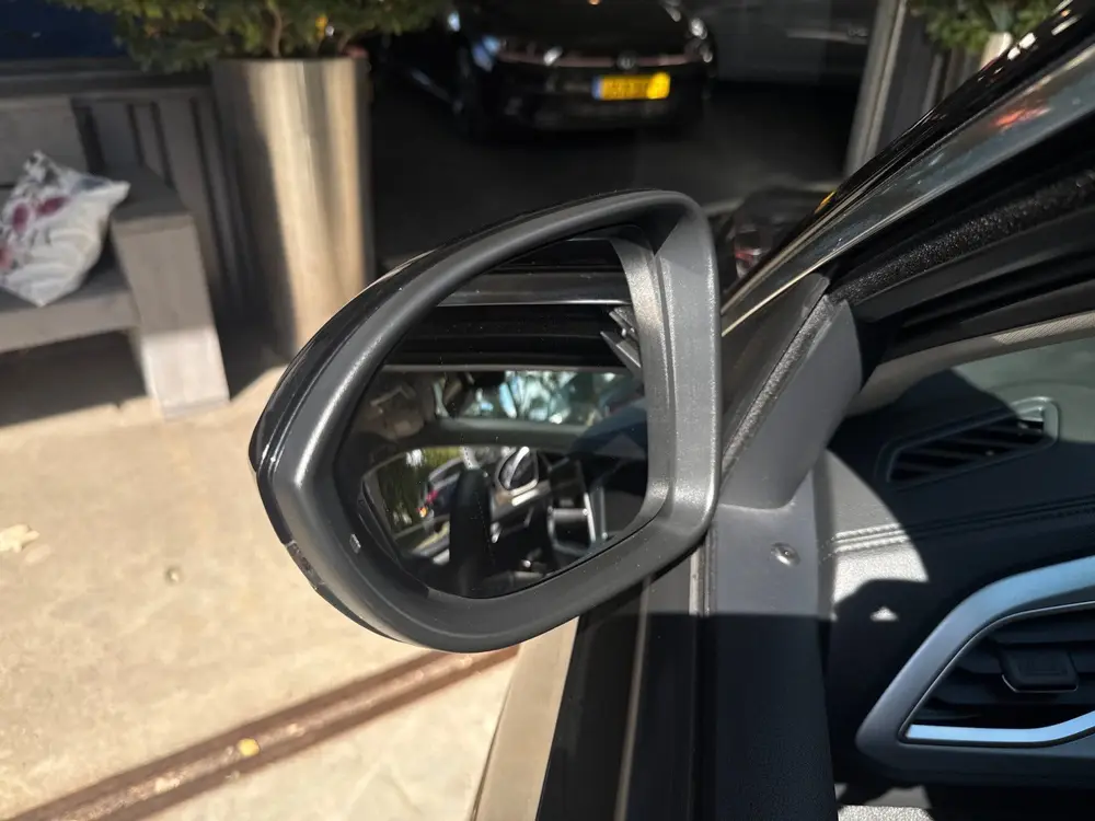 Volkswagen T-Roc TSI 115PK LIFE GOAL NAVI/CARPLAY/STOELVERW. uit 2025, foto 14