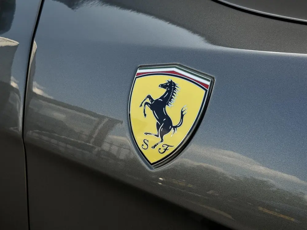 Ferrari GTC4Lusso T 3.9 V8 LIFT|PANO|P.DISPLAY|CARBON uit 2021, foto 9