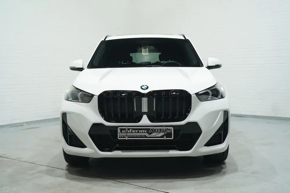 BMW X1 sDrive20i M Sport Panodak Led koplampen Ca uit 2024, foto 2