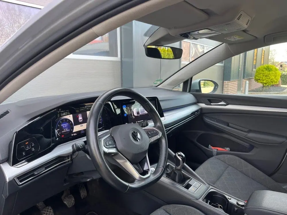 Volkswagen Golf Variant 1.0 TSI Life-Carplay-Adaptive-LM-NAP uit 2022, foto 10