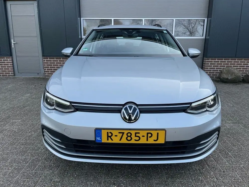 Volkswagen Golf Variant 1.0 TSI Life-Carplay-Adaptive-LM-NAP uit 2022, foto 3