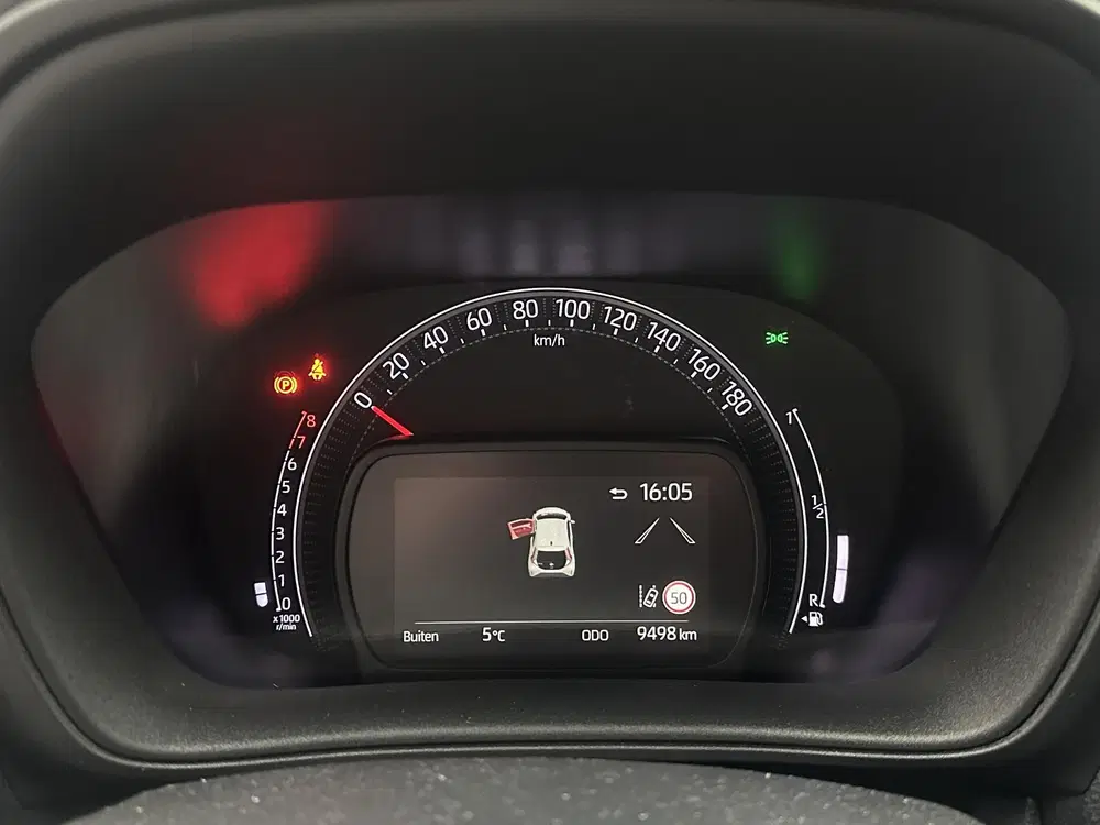 Toyota Aygo X 1.0 VVT-i MT Envy + Cabriodak uit 2024, foto 5