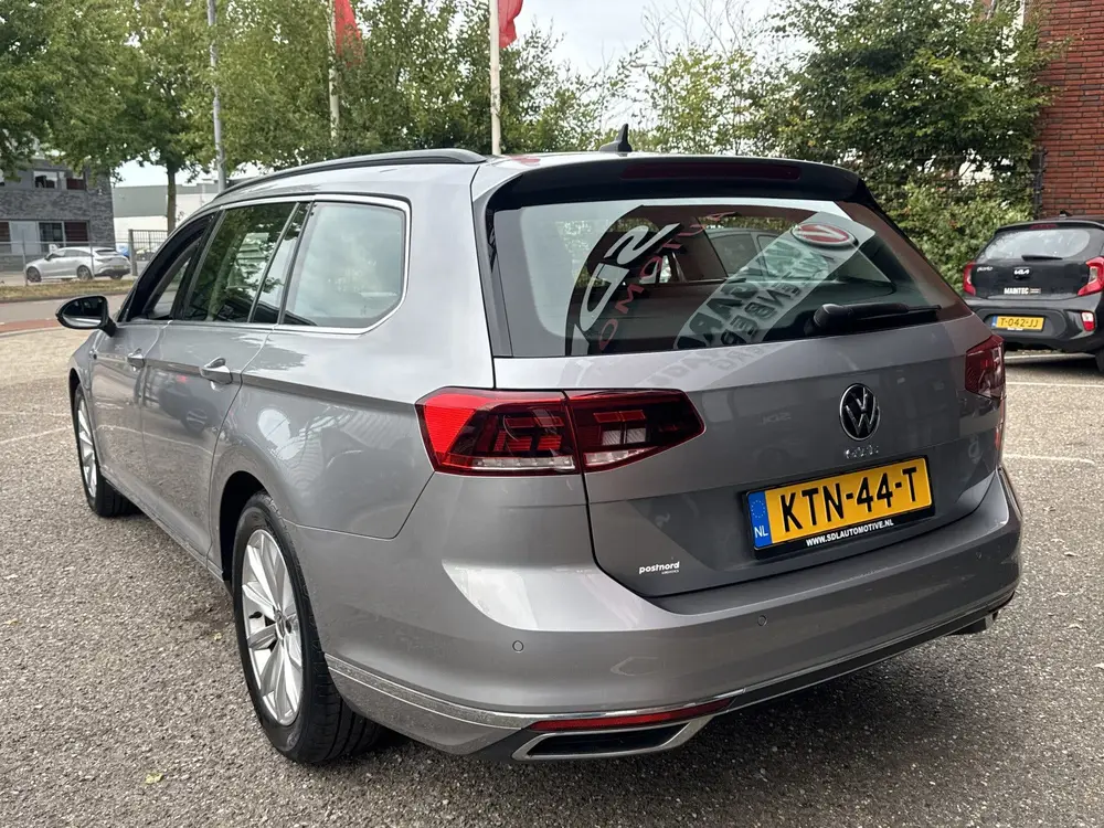 Volkswagen Passat Variant 1.4 TSI PHEV GTE Business // LED / uit 2022, foto 4