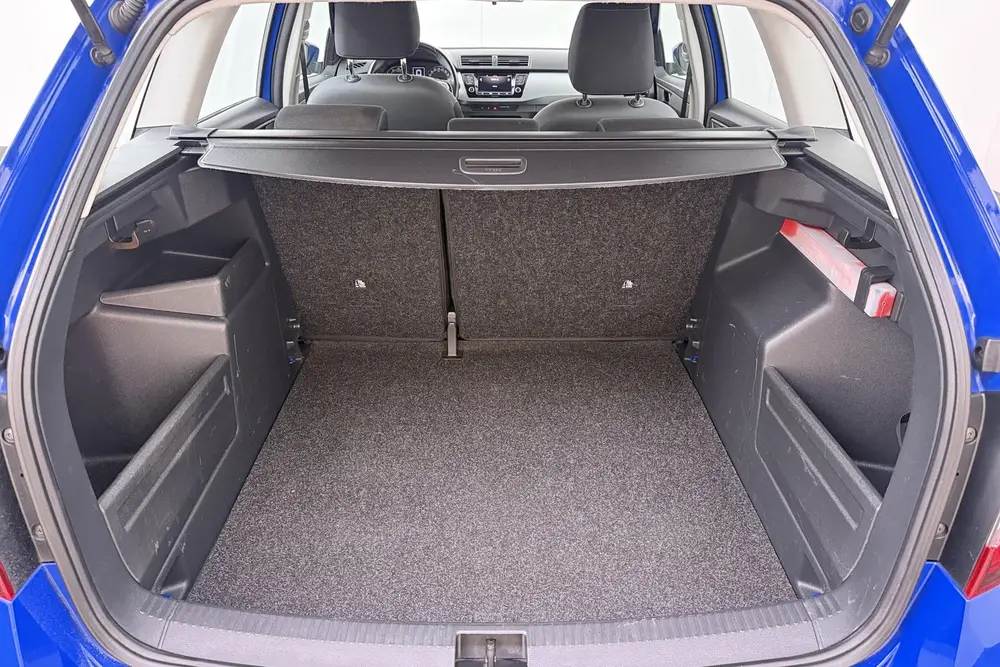 Skoda Fabia 1.0 96 PK TSI Business Carplay Navi Cruise uit 2019, foto 14