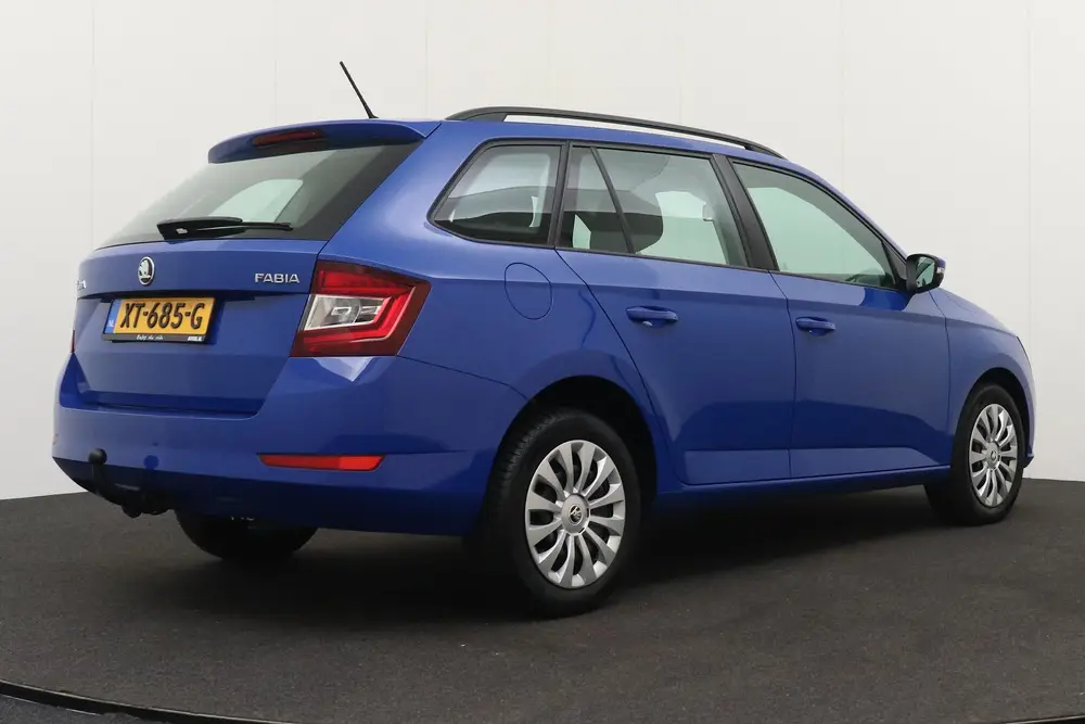 Skoda Fabia 1.0 96 PK TSI Business Carplay Navi Cruise uit 2019, foto 2