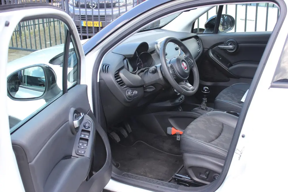 Fiat 500 X Cross 1.0 FireFly Turbo 120 uit 2022, foto 3