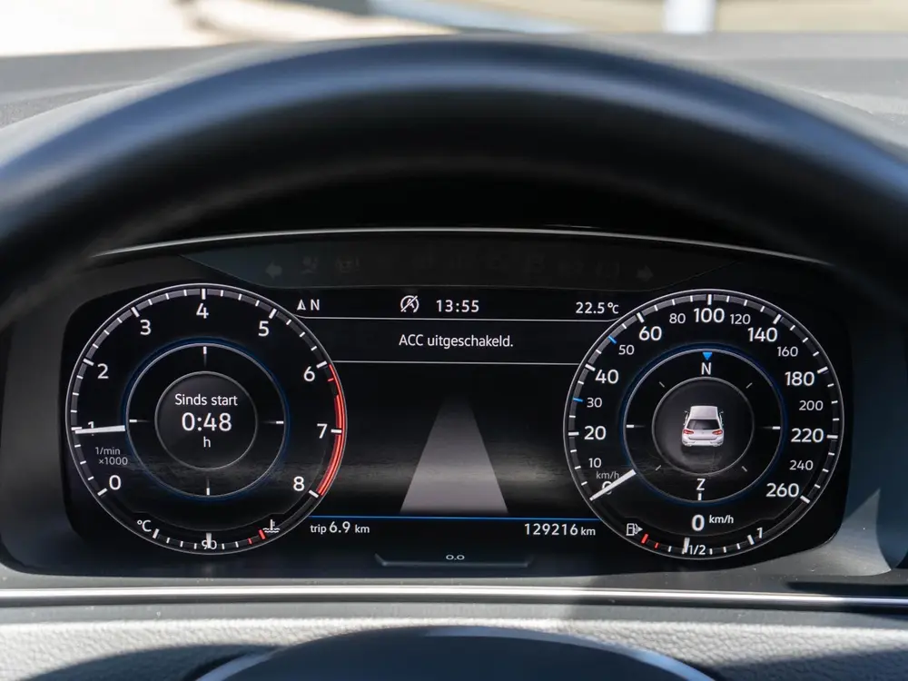 Volkswagen Golf 1.5 TSI Highline carplay - alcantara - dig. uit 2019, foto 13