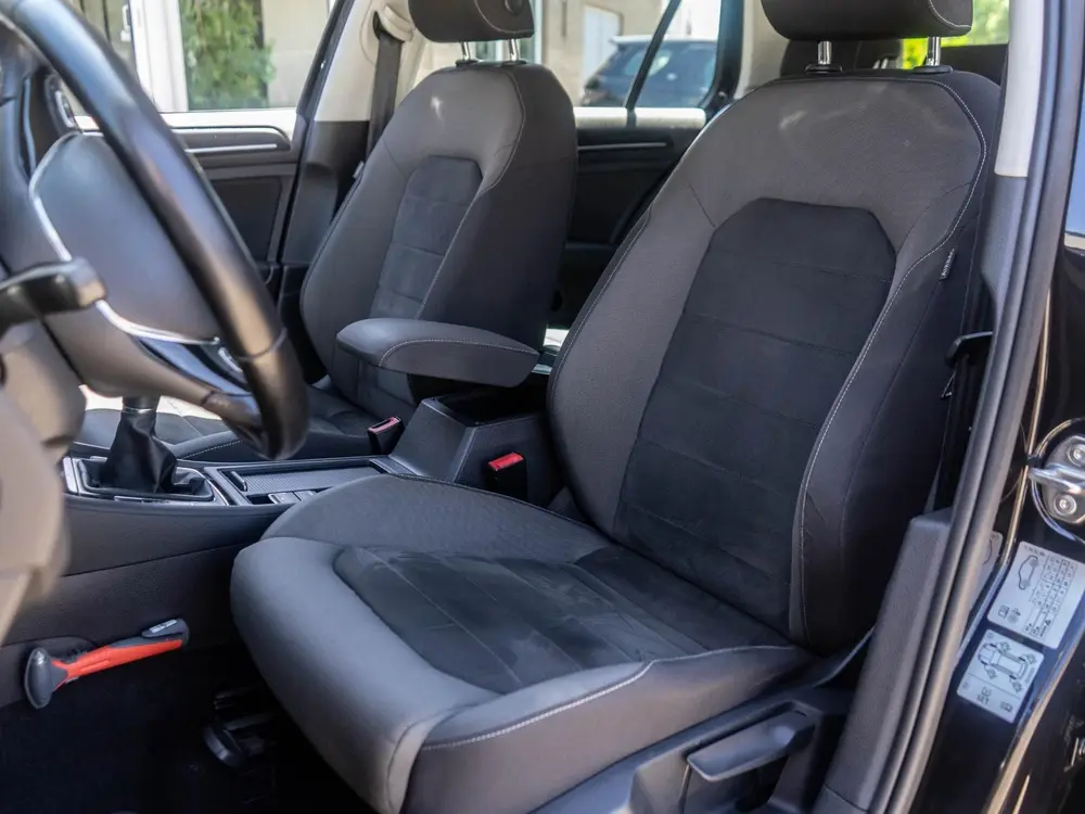 Volkswagen Golf 1.5 TSI Highline carplay - alcantara - dig. uit 2019, foto 7