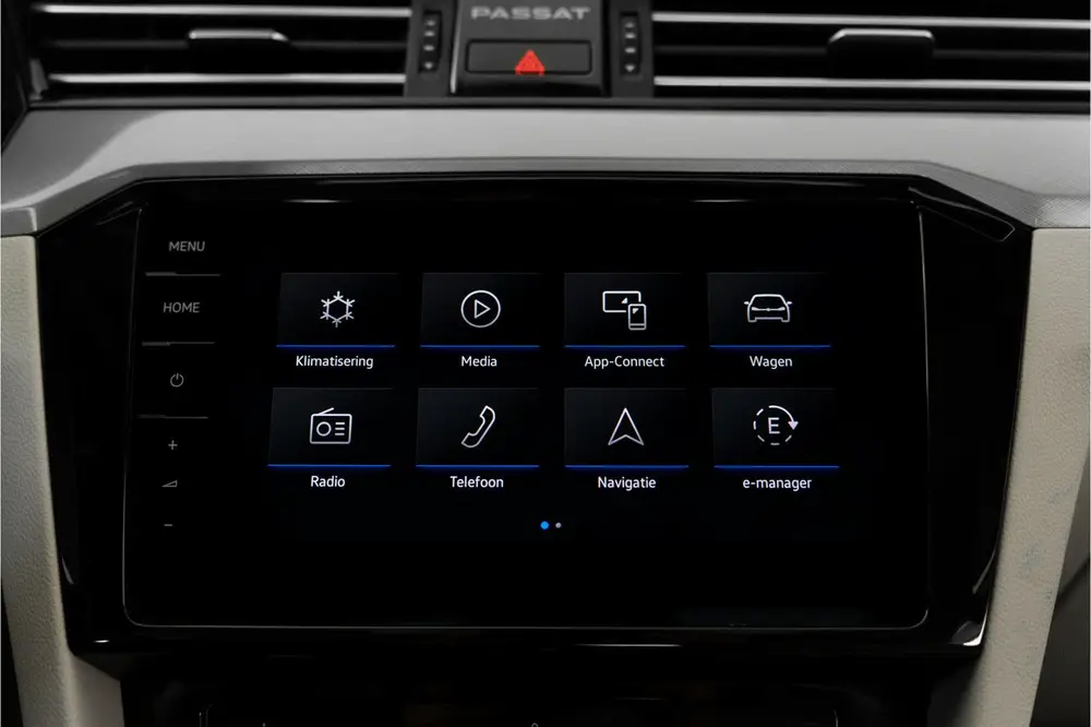 Volkswagen Passat Variant 1.4 TSI PHEV GTE Business Panorama uit 2022, foto 20
