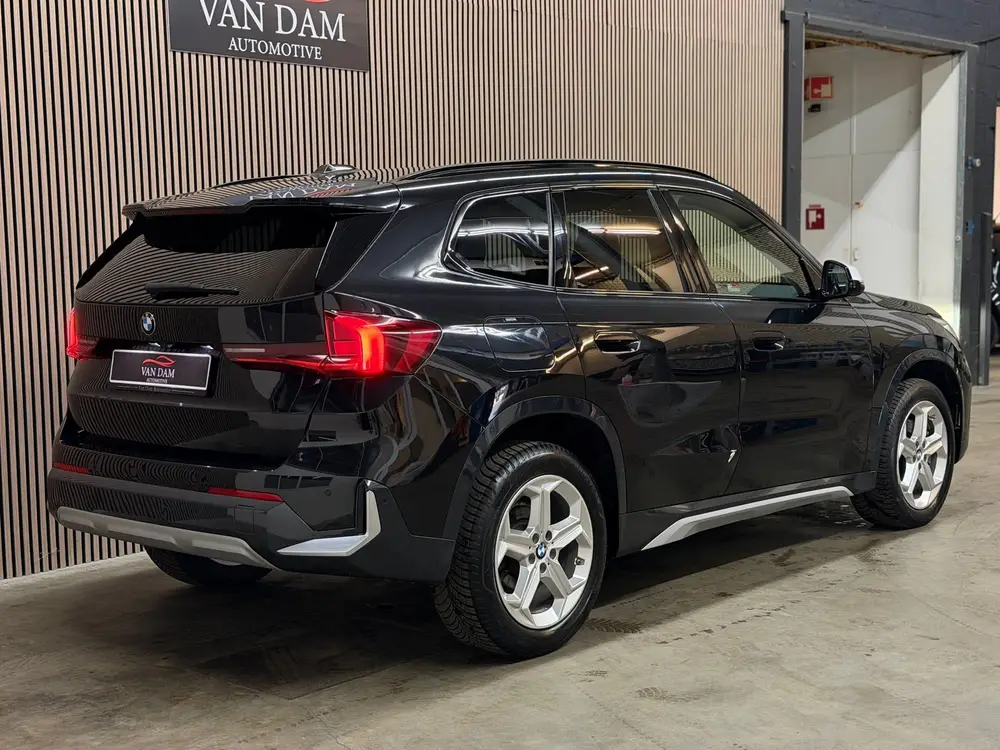 BMW X1 SDrive20i Mild-Hybrid xLine 2024 LEDER NAV uit 2024, foto 6