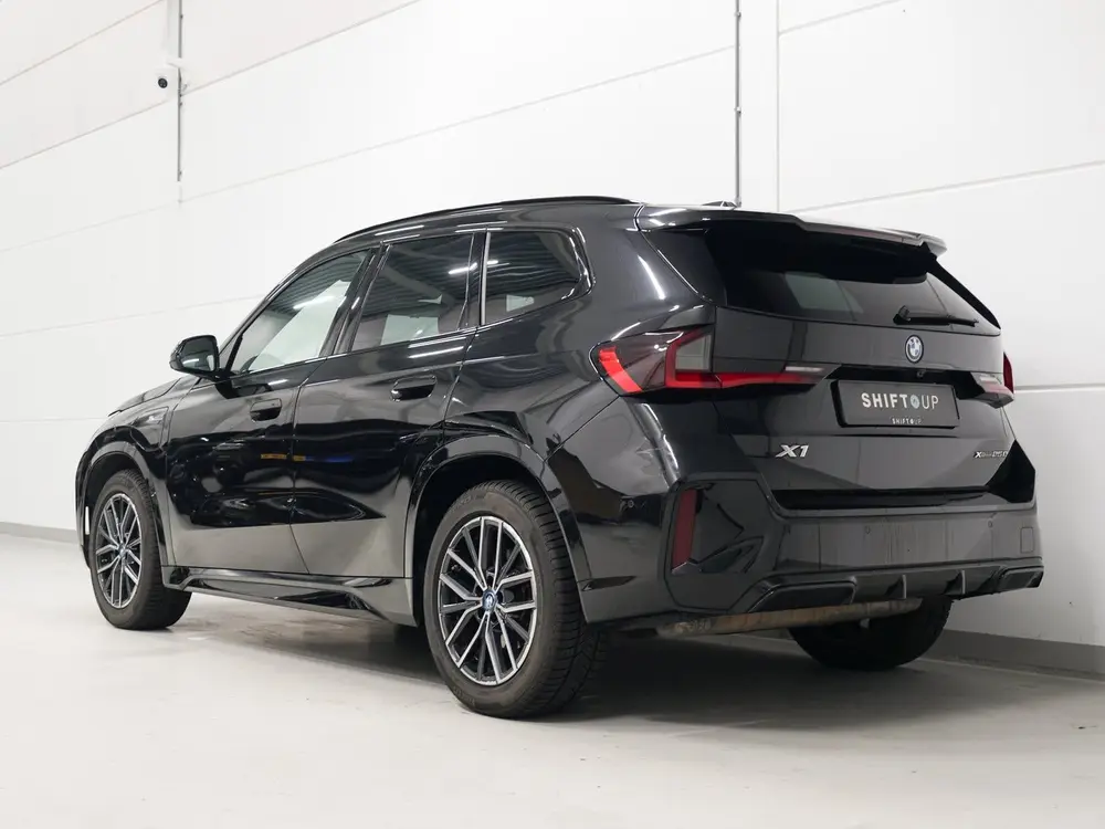 BMW X1 xDrive25e M-Sport uit 2023, foto 6