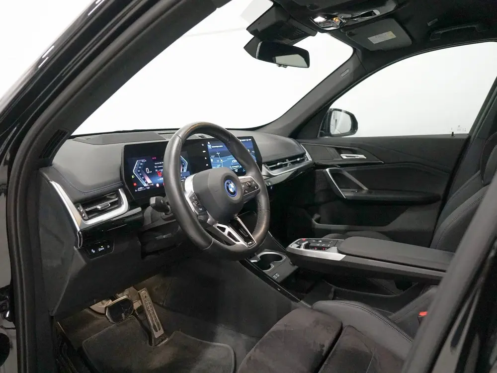 BMW X1 xDrive25e M-Sport uit 2023, foto 8