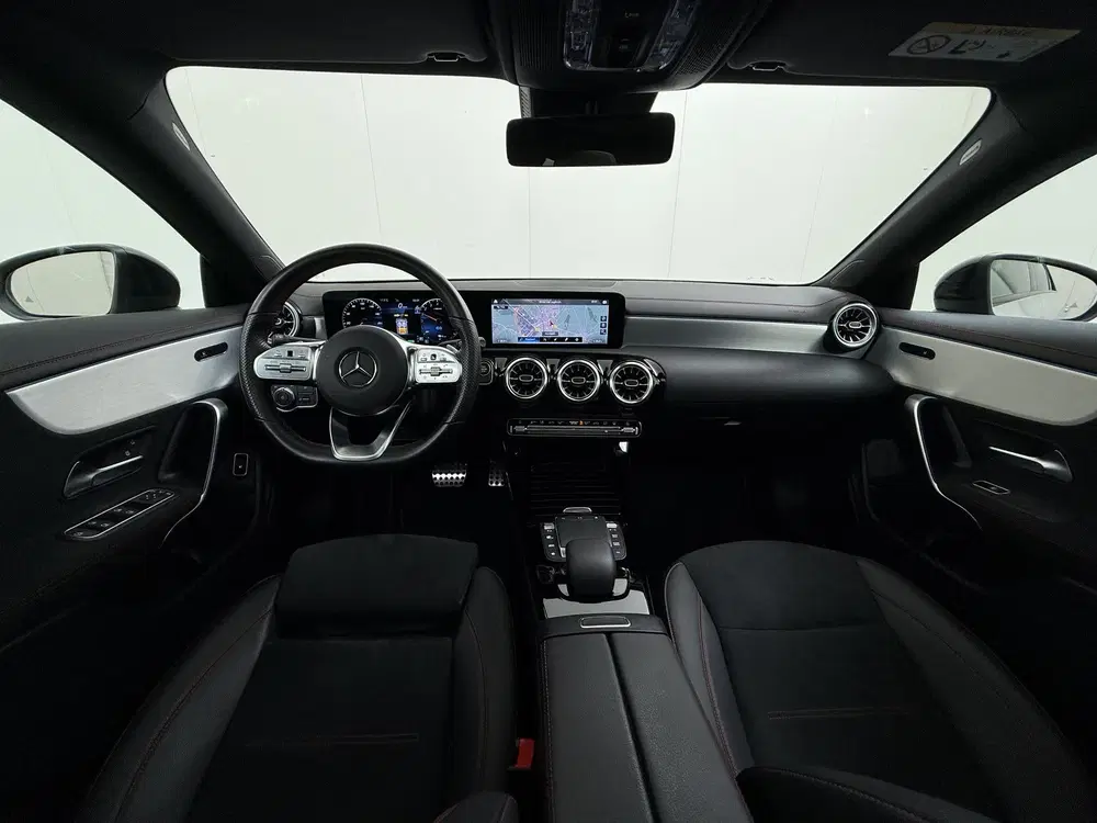 Mercedes-Benz CLA 250e AMG uit 2022, foto 19