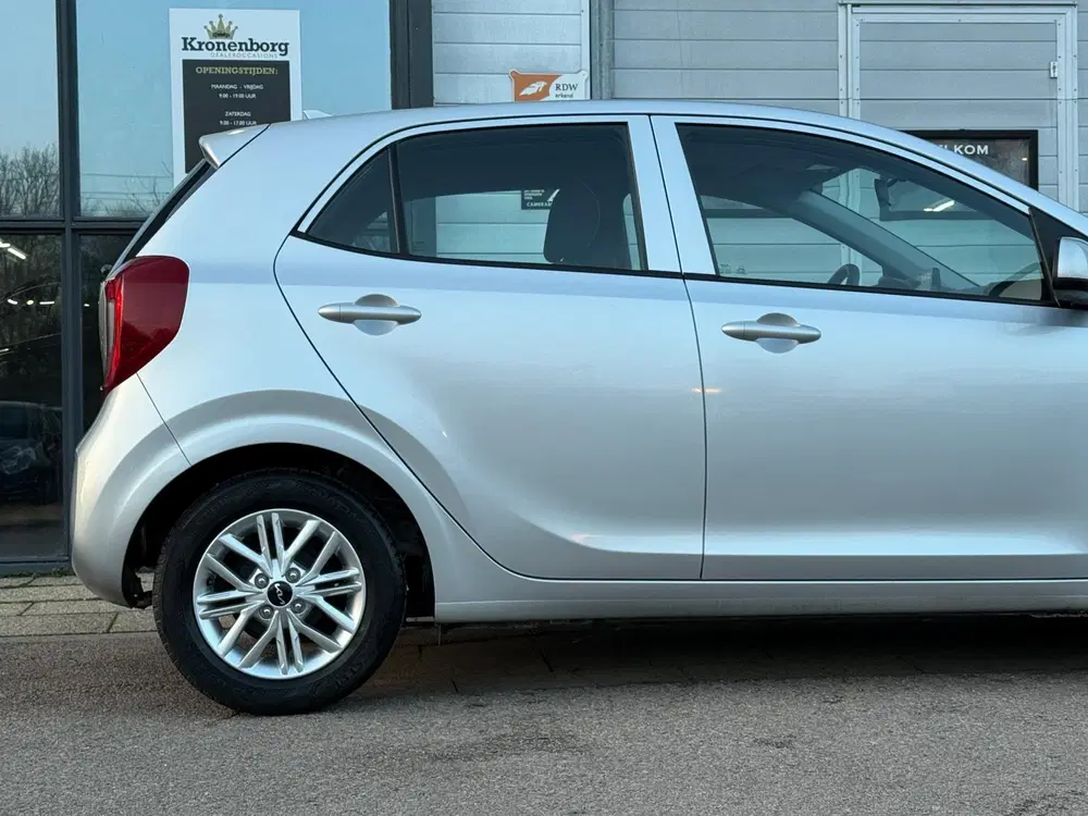 Kia Picanto 1.0 DPi DynamicLine uit 2023, foto 14