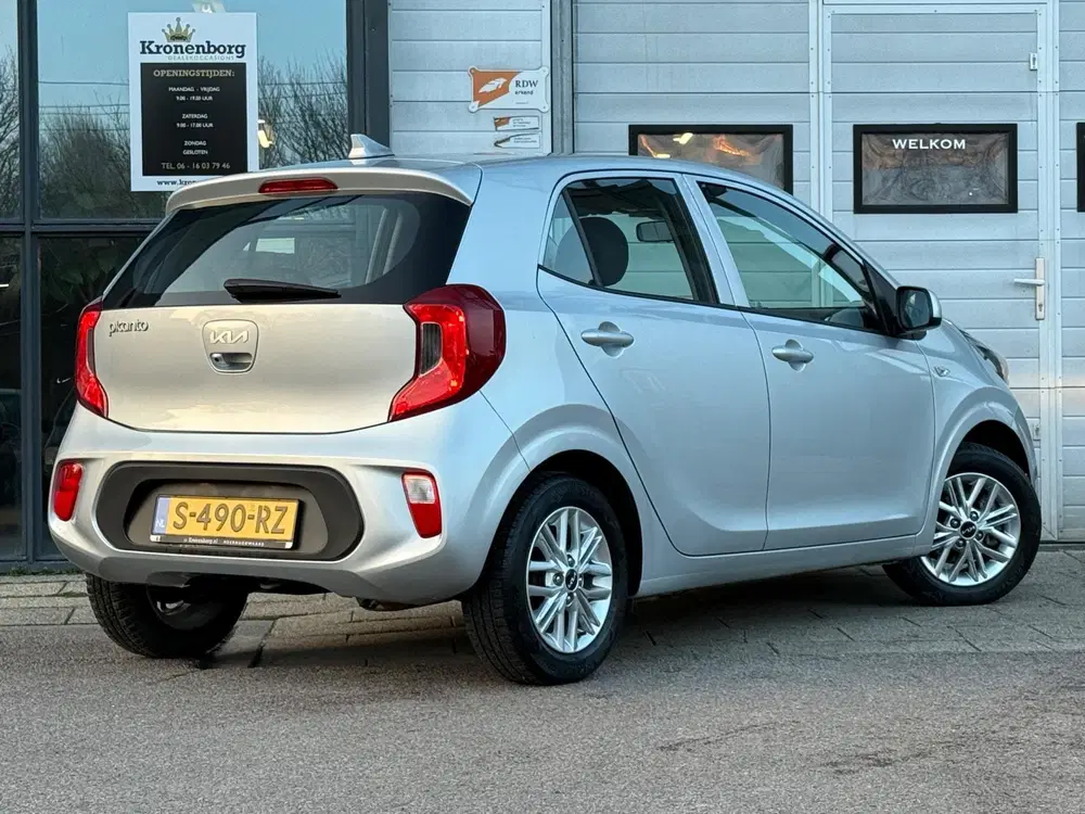 Kia Picanto 1.0 DPi DynamicLine uit 2023, foto 2