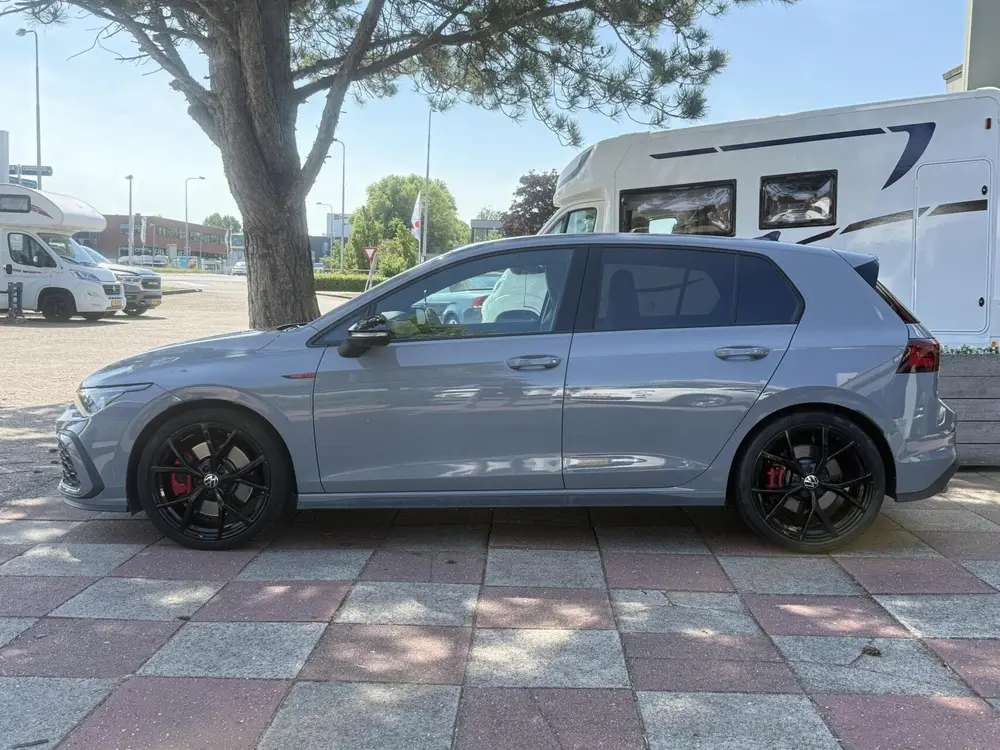 Volkswagen Golf 2.0 TSI GTI in top staat uit 2024, foto 15