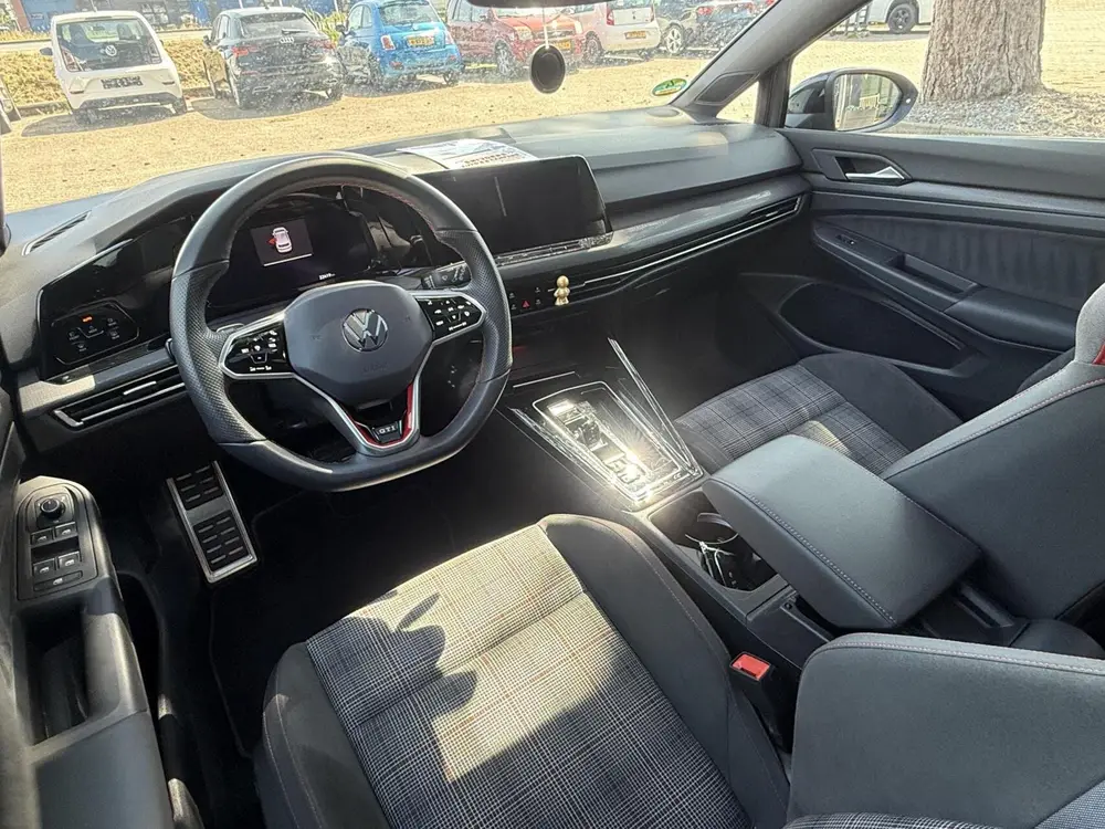 Volkswagen Golf 2.0 TSI GTI in top staat uit 2024, foto 6