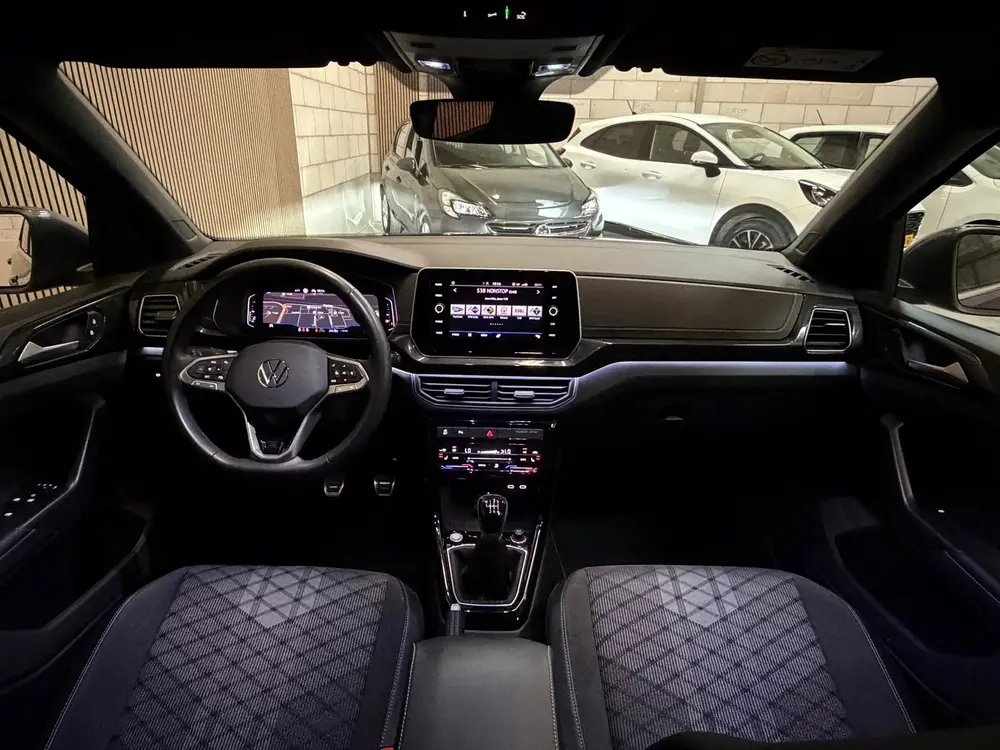 Volkswagen T-Cross 1.0 TSI R-Line|Navi|Camera|CarPlay|Pdc uit 2024, foto 10