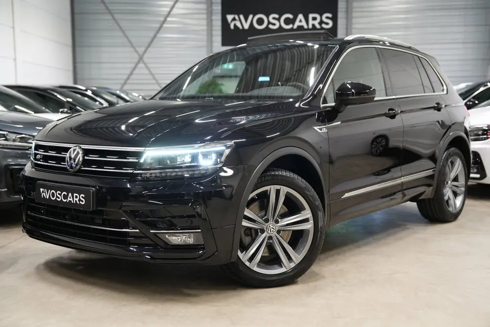 Volkswagen Tiguan 2.0 TSI 4Motion 3x R-Line * Pano - Trekhaa uit 2019