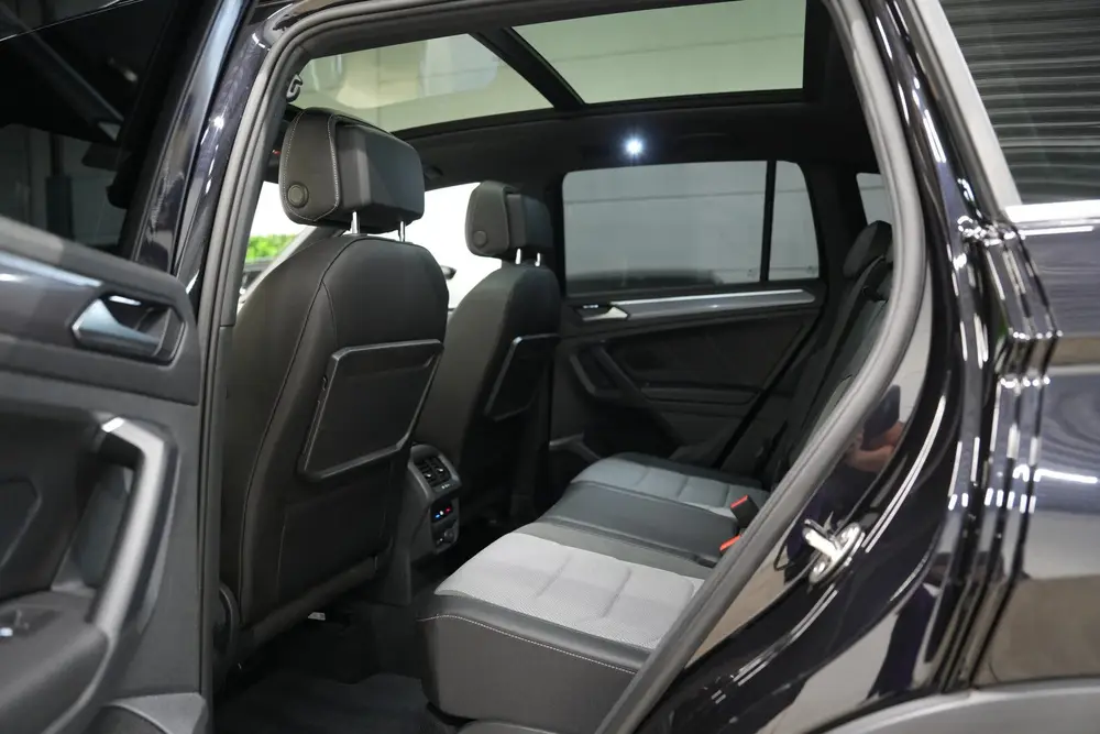 Volkswagen Tiguan 2.0 TSI 4Motion 3x R-Line * Pano - Trekhaa uit 2019, foto 17