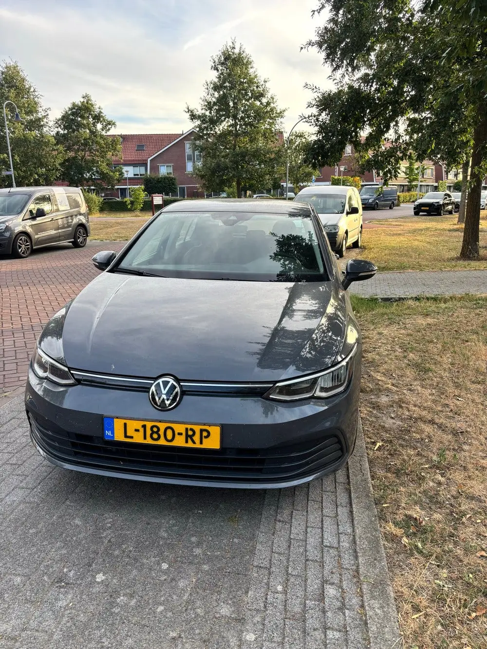 Volkswagen Golf 1.0 TSI 110pk 2021 Grijs uit 2021, foto 7