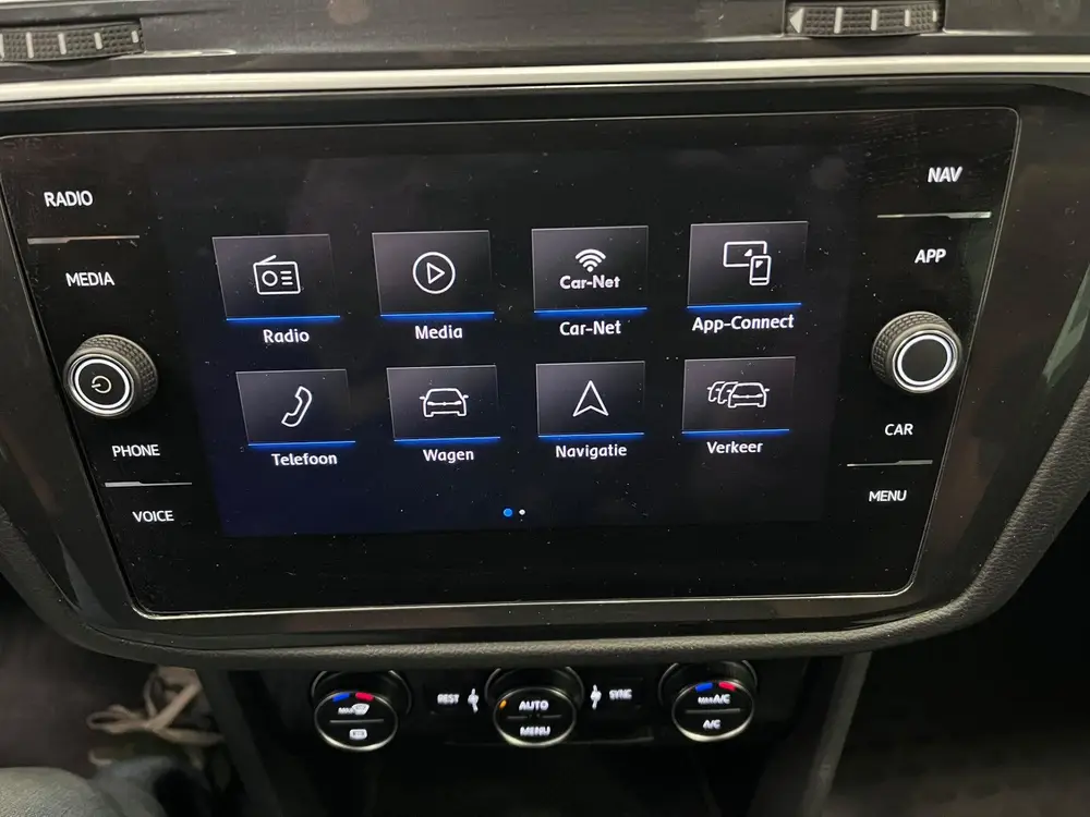Volkswagen Tiguan 1.5 TSI ACT R-Line / NAVI / VIRTUAL / ADAP uit 2020, foto 8