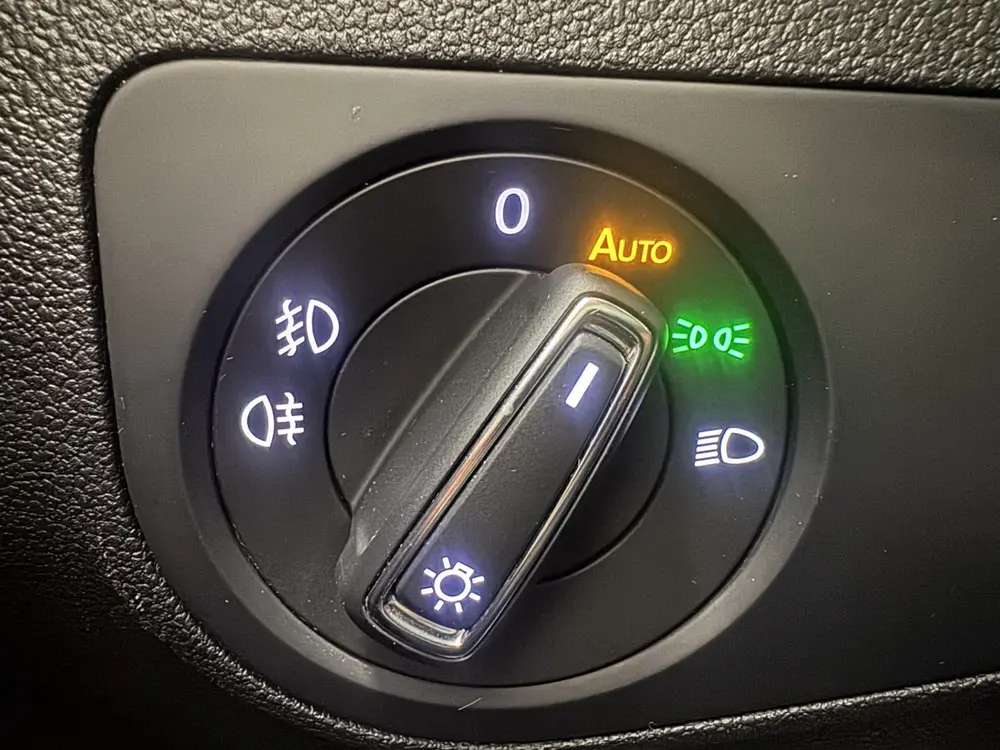 Volkswagen Tiguan 1.5 TSI ACT R-Line / NAVI / VIRTUAL / ADAP uit 2020, foto 9