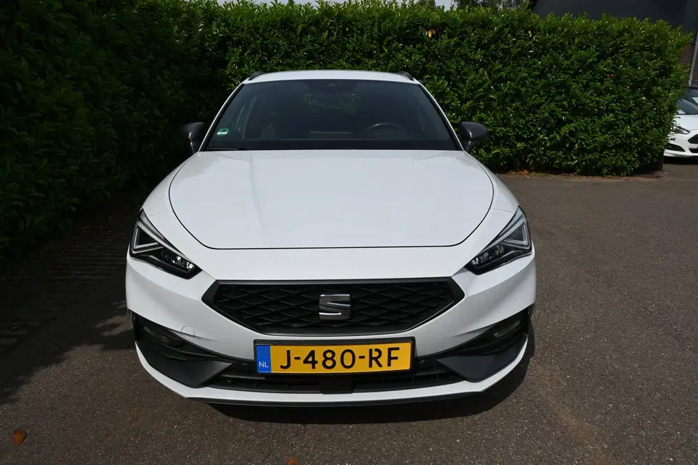 SEAT Leon 1.5 TSI FR Launch Edition. Origineel uit 2020, foto 2